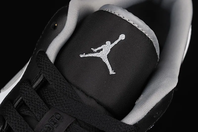 All categories Air Jordan Jordan series basketball shoes Air Jordan 1 Low G version pure original Air Jordan 1 Low AJ1 Joe 1 black and white gray low-top cultural leisure sports sneakers 553558-040
